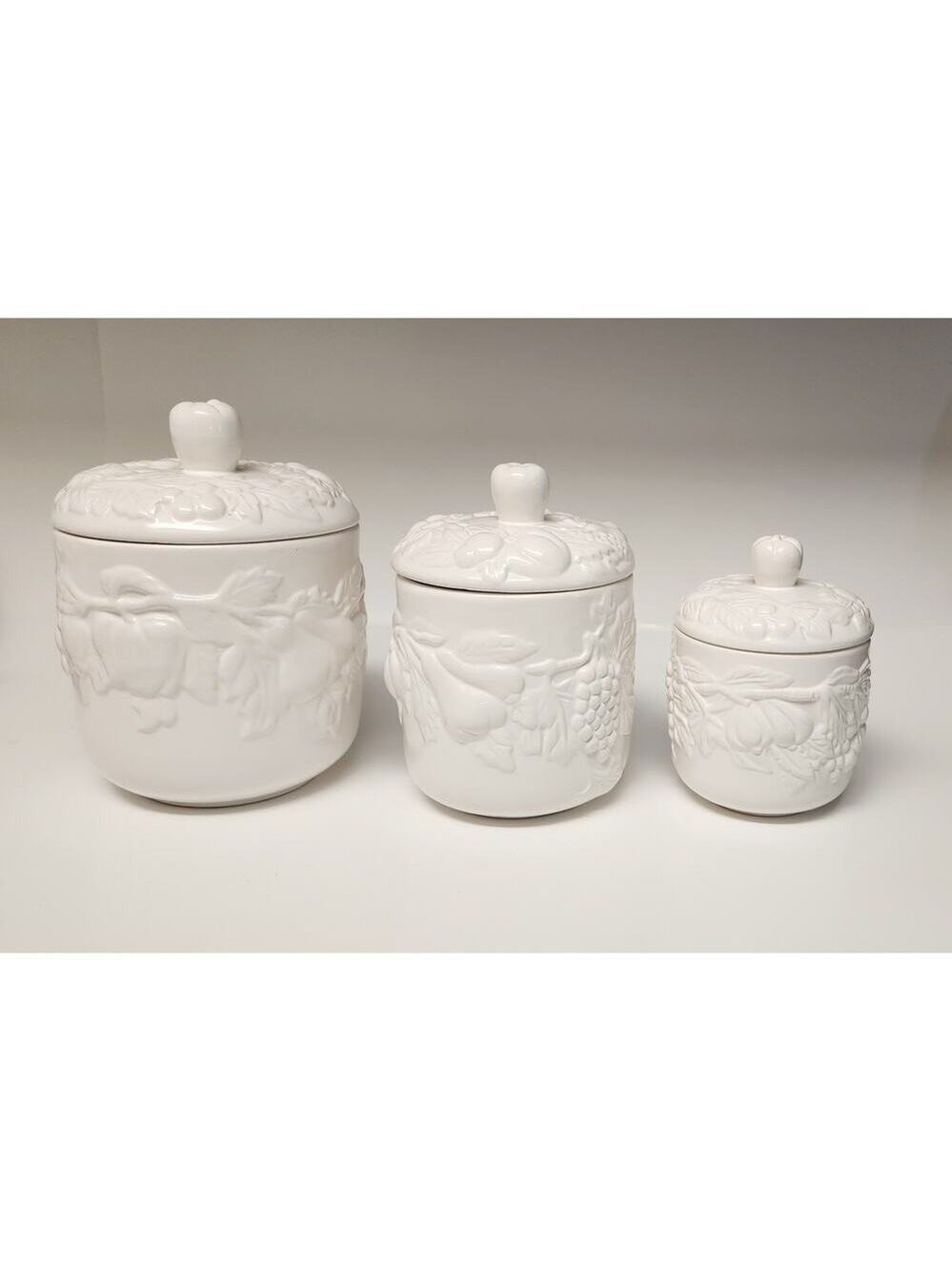 TABLETOPS GALLERY Handcrafted "Nature Embossed Tabletop Containers & Servingwear - Picture 4 of 15